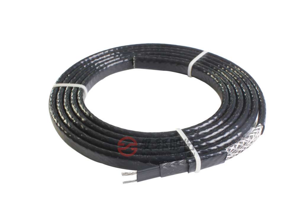 電伴熱帶的優(yōu)點概述(圖1) 防腐防爆自限溫.jpg