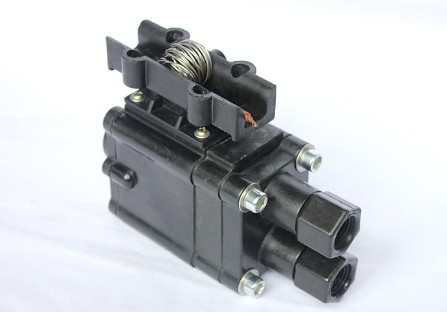 伴熱帶系統(tǒng)溫控器出現(xiàn)測(cè)溫不準(zhǔn)的原因分析(圖1)