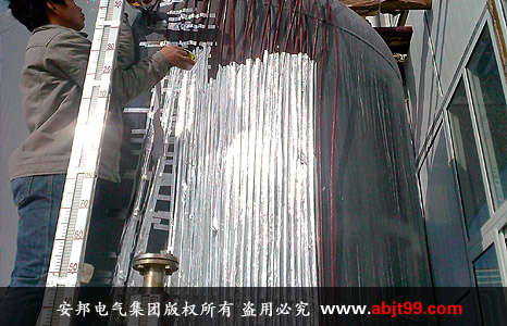 江蘇濱?；すI(yè)園硫酸儲罐電伴熱保溫